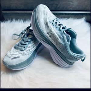 Hoka one  Bondi 8 Low  Cloud Blue/Ice Flow' colorway. Size 7 1/2